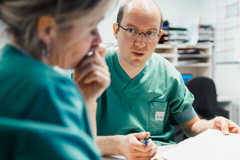 Dr. Arne van de Vijver